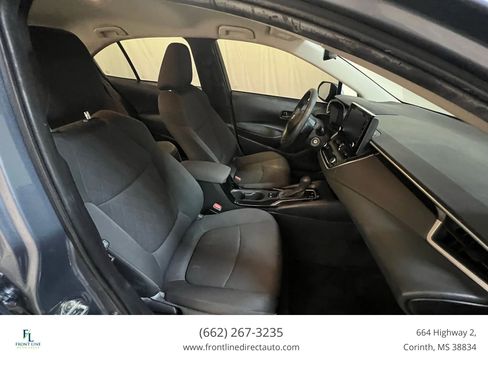Used 2022 Toyota Corolla LE image 20