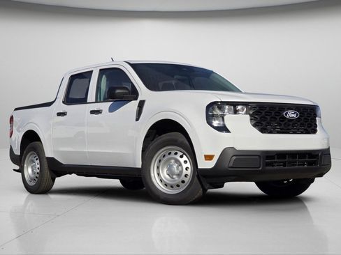 New 2025 Ford Maverick XL w/ Equipment Group 101A image 2