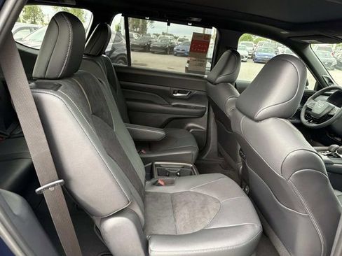 New 2026 Toyota Grand Highlander AWD Hybrid image 20