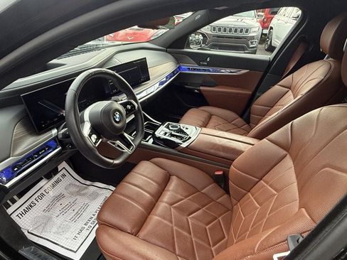 Used 2024 BMW 760i xDrive w/ Executive Package AWD/4WD image 12