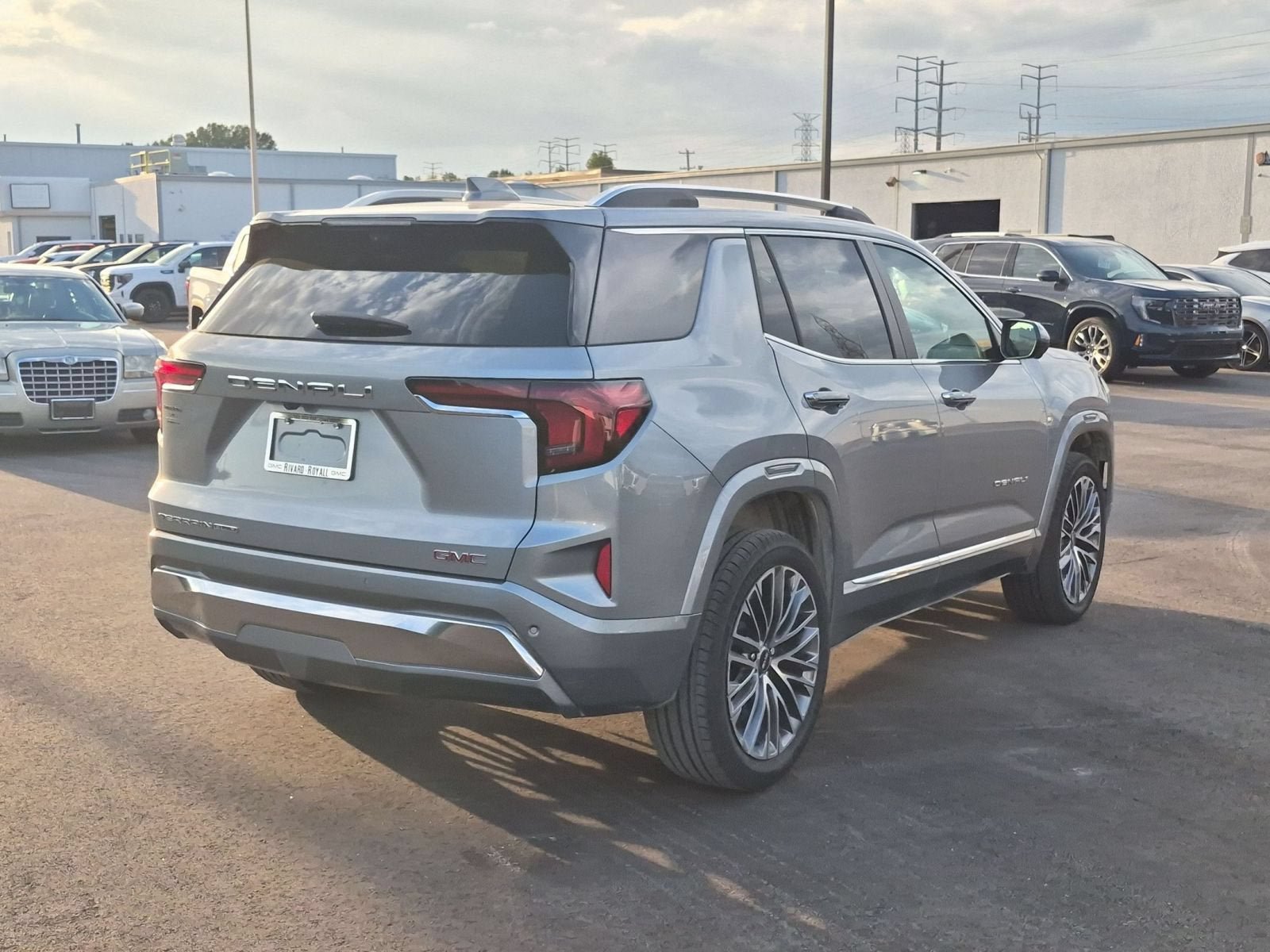 Used 2026 GMC Terrain Denali AWD/4WD image 6