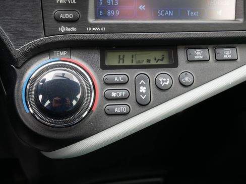 Used 2012 Toyota Prius C Three image 23