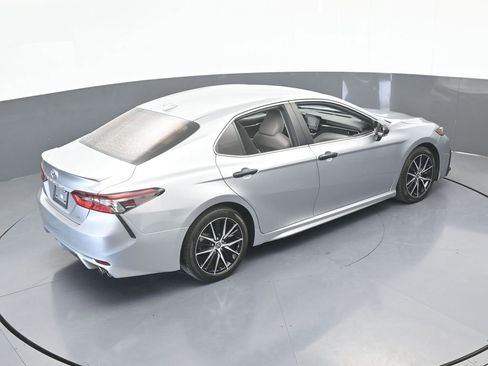 Used 2022 Toyota Camry SE image 50