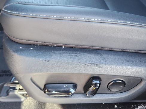 Used 2025 Lexus NX 350h AWD w/ Premium Package image 15