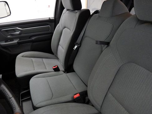 Used 2022 RAM 1500 Big Horn AWD/4WD image 35