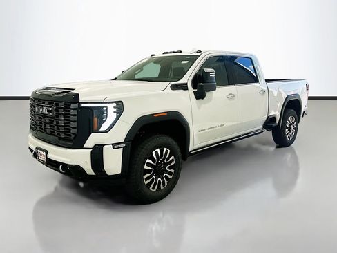 New 2026 GMC Sierra 2500 Denali Ultimate AWD/4WD image 3