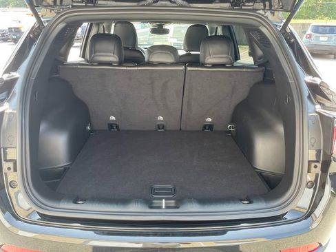 Used 2023 Jeep Compass Trailhawk image 15
