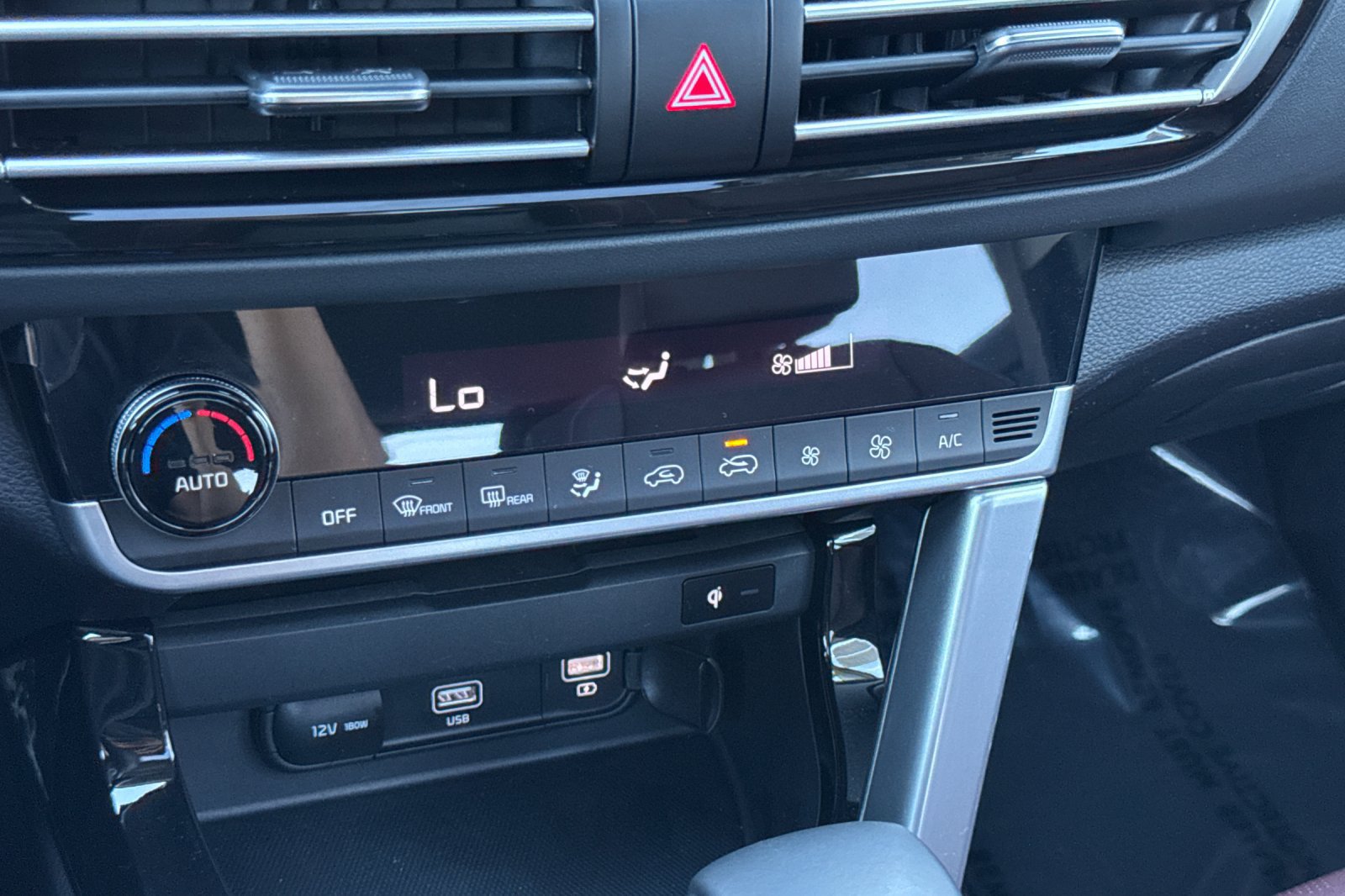 Used 2023 Kia Seltos SX w/ SX Sunroof Package AWD/4WD image 26