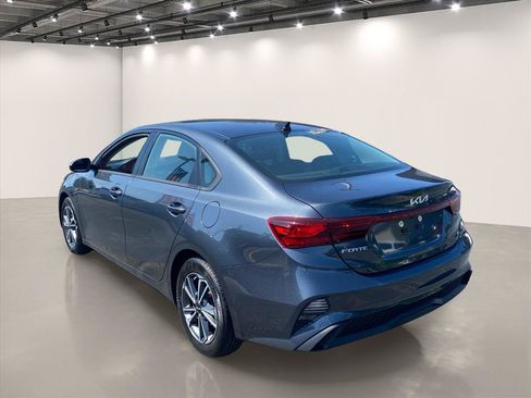 Certified 2023 Kia Forte LXS FWD image 6
