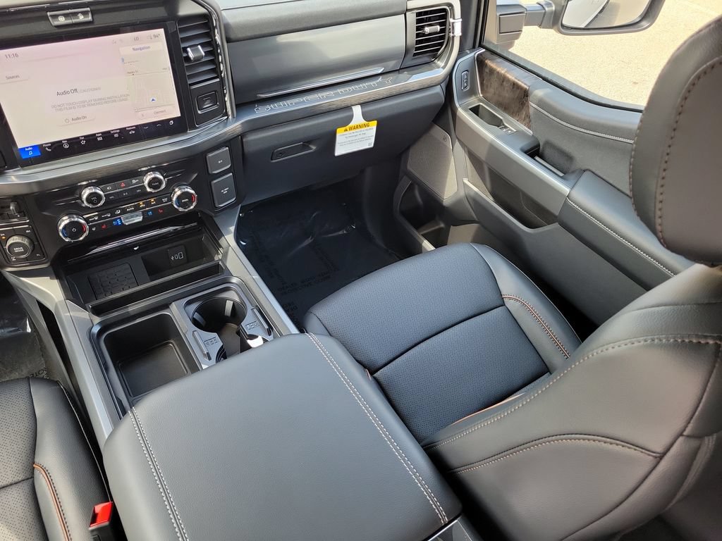 New 2026 Ford F250 Lariat w/ Black Appearance Package AWD/4WD image 11