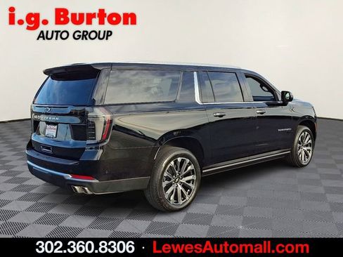 New 2026 Chevrolet Suburban High Country AWD/4WD image 4