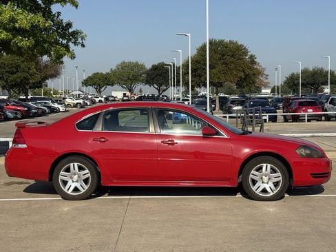 Used 2012 Chevrolet Impala LT w/ LT Sunroof Package FWD image 3