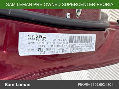 Used 2018 Jeep Cherokee Latitude w/ Cold Weather Group image 28