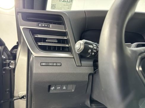 Used 2024 Lexus GX 550 AWD/4WD image 15