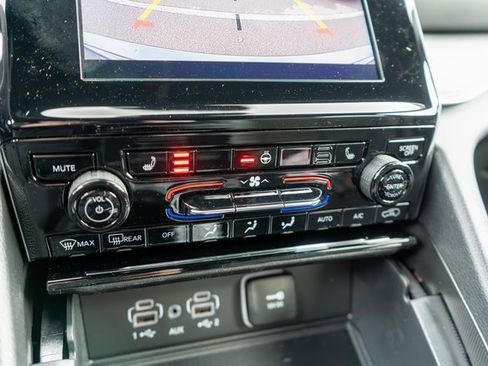 New 2025 Jeep Grand Cherokee Laredo image 24