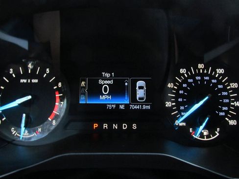 Used 2016 Ford Edge SEL image 22