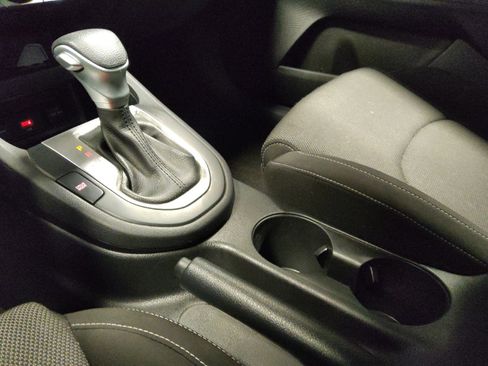 Used 2022 Kia Forte LXS w/ LXS Technology Package image 26