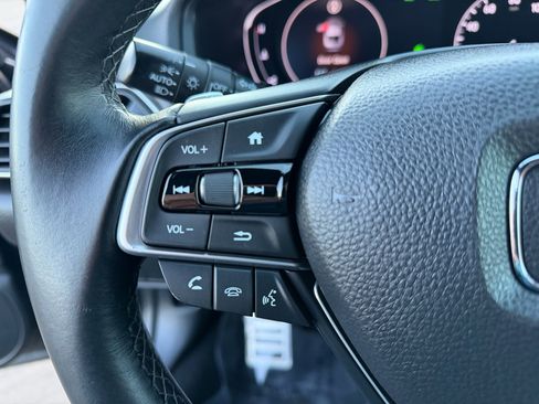 Used 2018 Honda Accord Sport image 42