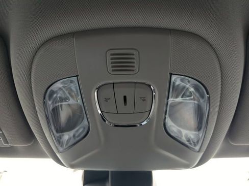 Certified 2022 Jeep Compass Latitude image 22