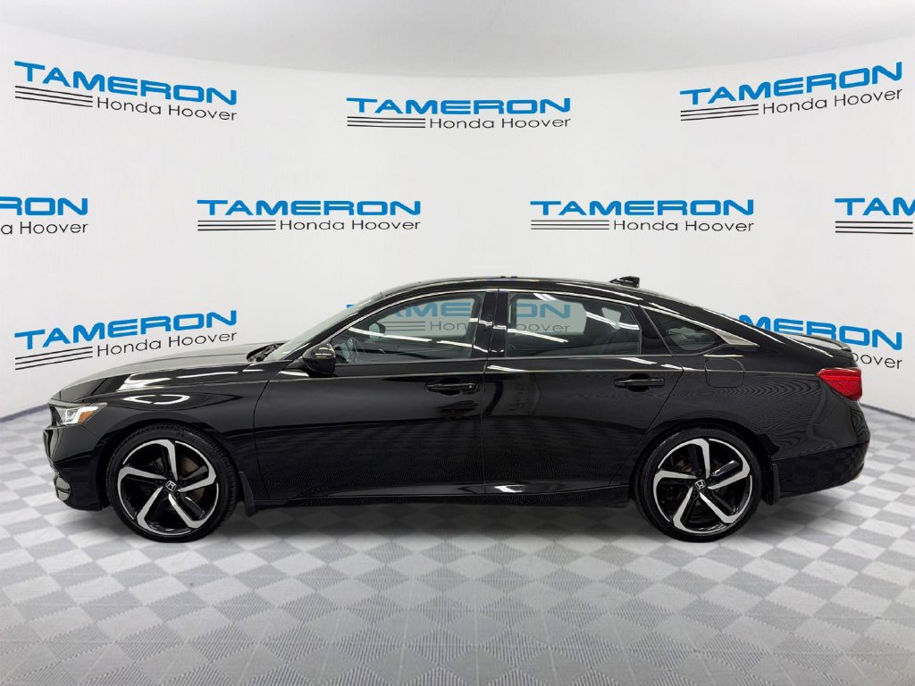 Used 2018 Honda Accord Sport image 2