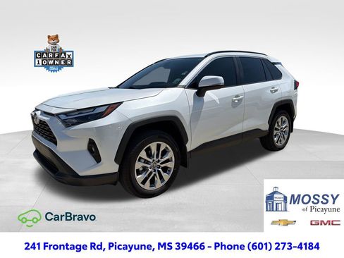 Used 2025 Toyota RAV4 XLE Premium image 1