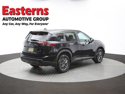 Used 2024 Nissan Rogue S AWD/4WD image 41