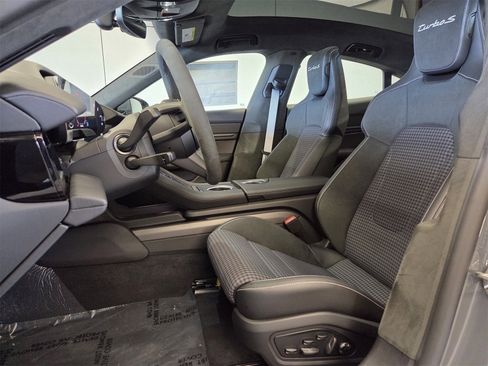 Used 2025 Porsche Taycan Turbo S image 5