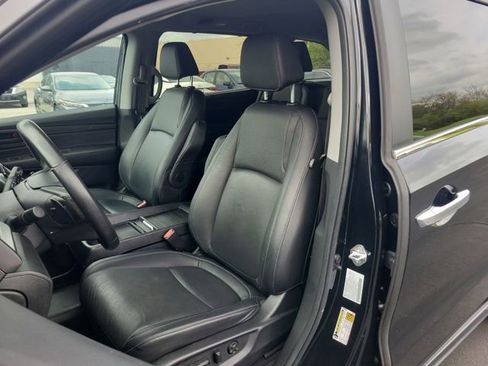 Used 2024 Honda Odyssey EX-L image 19