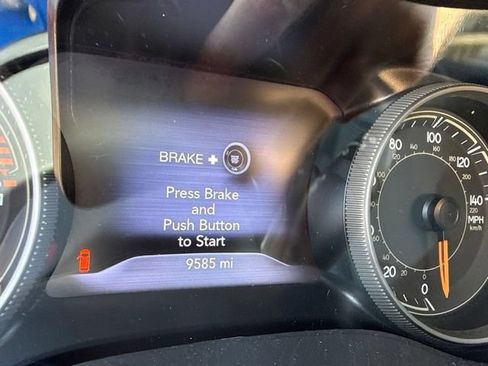 Used 2022 Jeep Cherokee Trailhawk w/ Sound & Nav Group AWD/4WD image 14