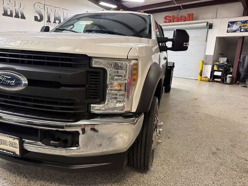 Used 2018 Ford F550 4x4 SuperCab Super Duty image 13
