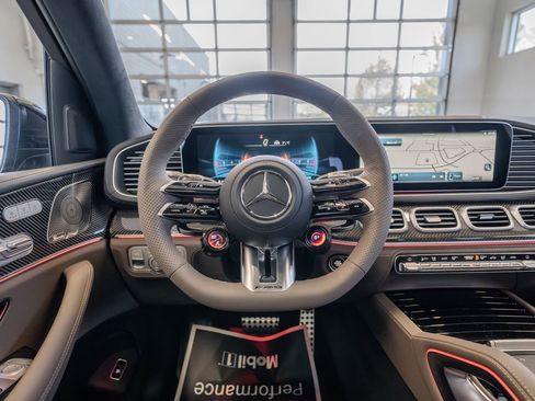 New 2026 Mercedes-Benz GLS 63 AMG 4MATIC image 9