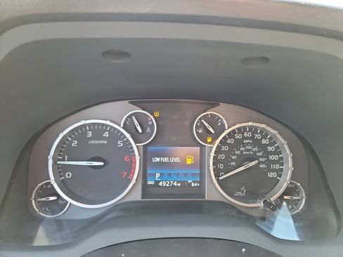 Used 2017 Toyota Tundra SR5 w/ SR5 Upgrade Package RWD image 20