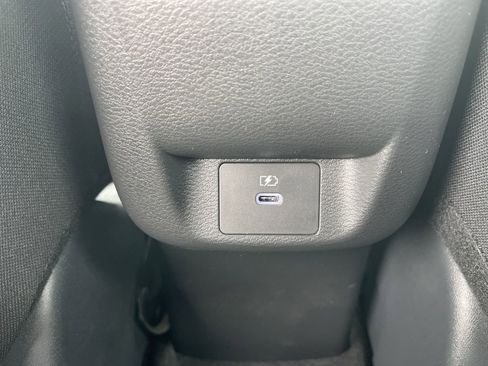 New 2025 Nissan Versa SV w/ Trunk Package image 12