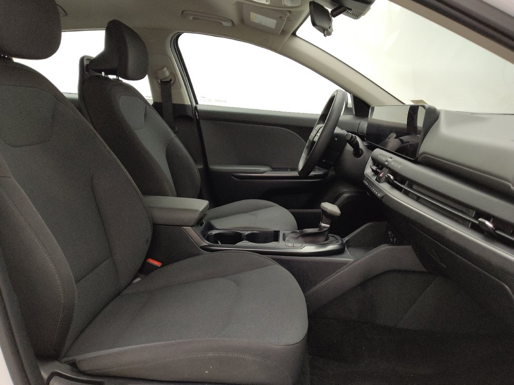 Used 2025 Kia K4 FWD image 21