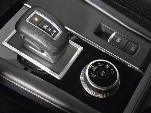 Used 2022 Mitsubishi Outlander ES image 27