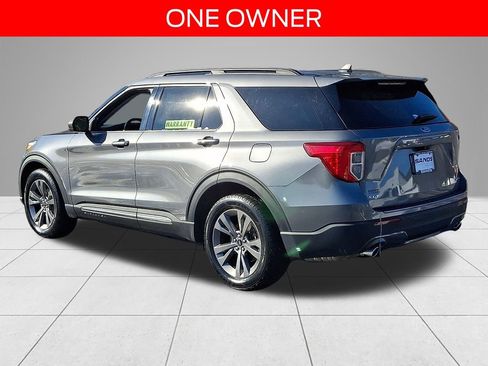 Certified 2021 Ford Explorer XLT w/ Equipment Group 202A image 6