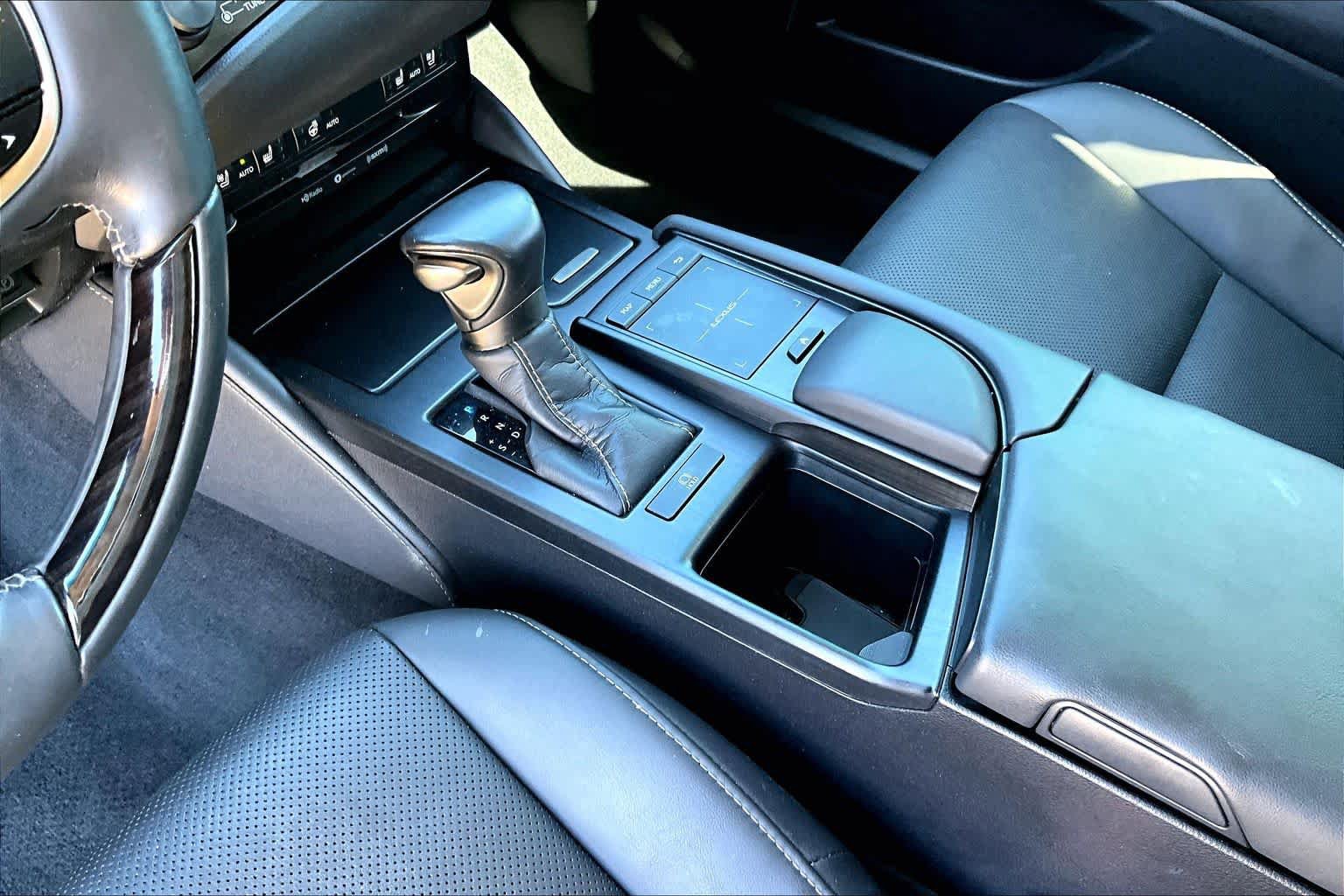 Used 2020 Lexus ES 350 w/ Premium Package FWD image 17