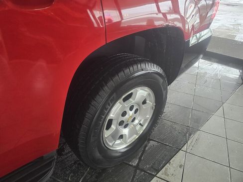 Used 2009 Chevrolet Tahoe 4WD image 24