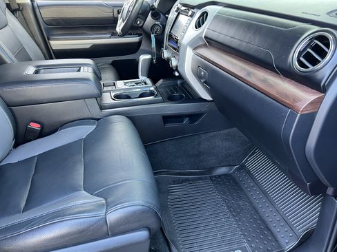 Used 2019 Toyota Tundra Limited w/ Limited Premium Package AWD/4WD image 22