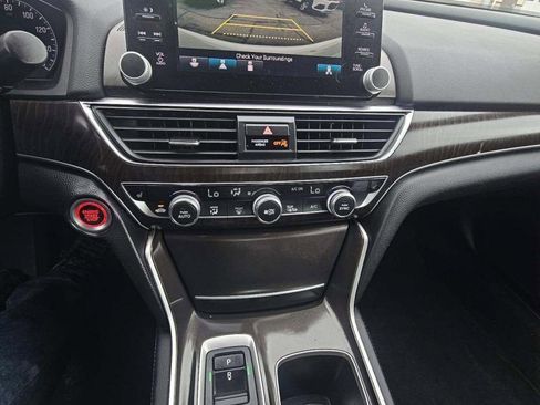 Used 2018 Honda Accord EX-L image 8