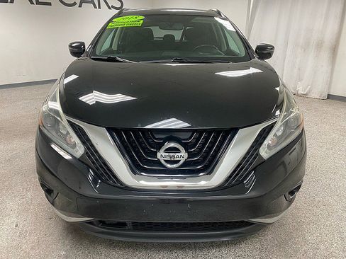Used 2018 Nissan Murano SV image 2