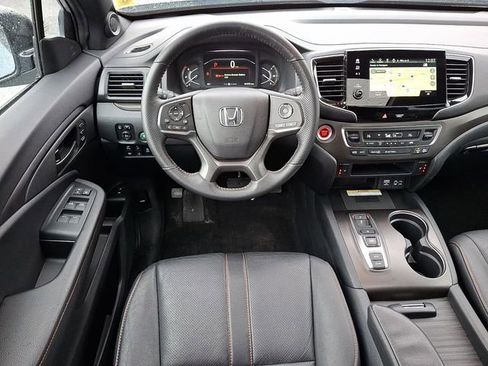 Used 2023 Honda Passport TrailSport image 11