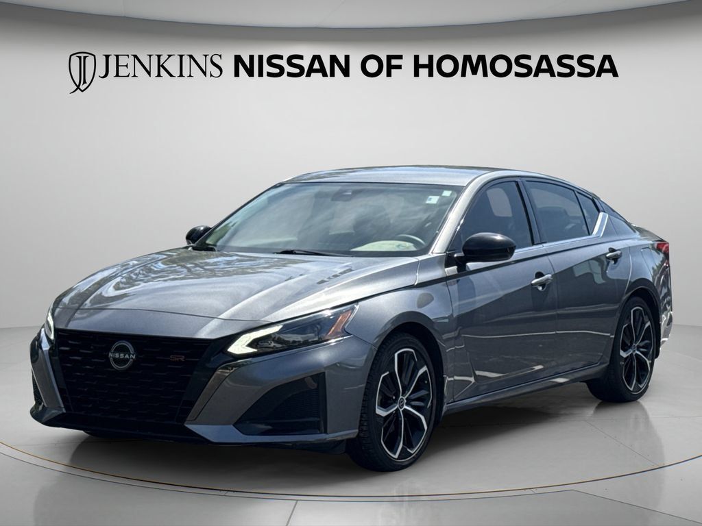 Certified 2024 Nissan Altima 2.5 SR FWD image 14