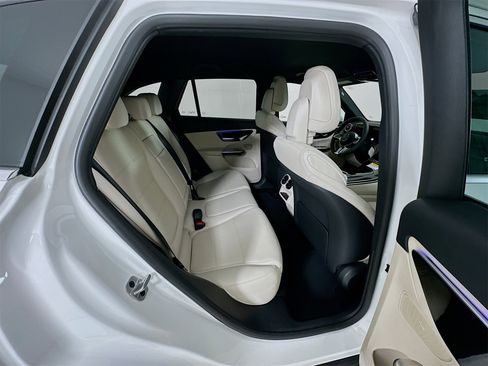 New 2026 Mercedes-Benz GLC 300 4MATIC image 29