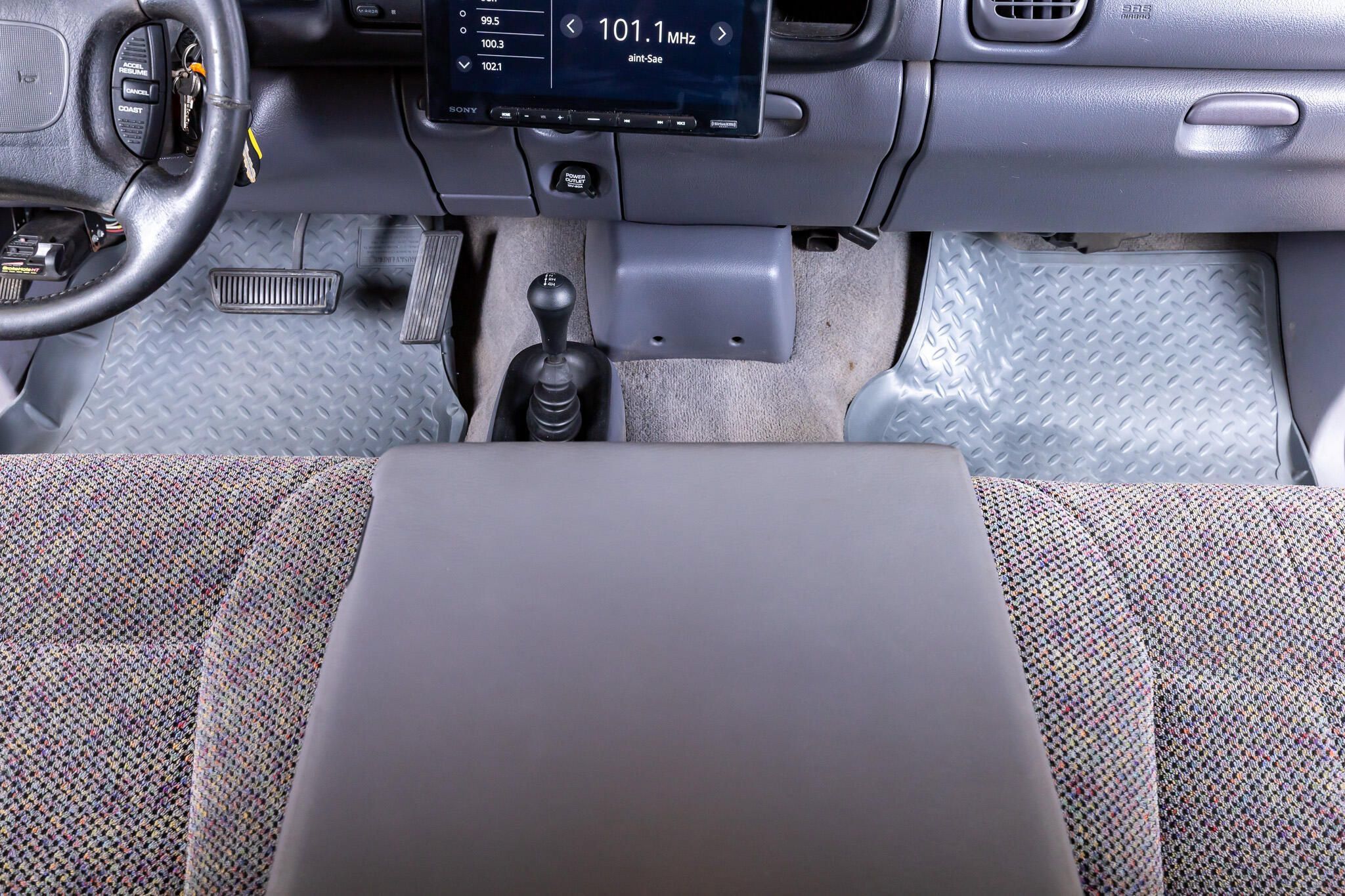 Used 1999 Dodge Ram 2500 Truck 4x4 Quad Cab image 24
