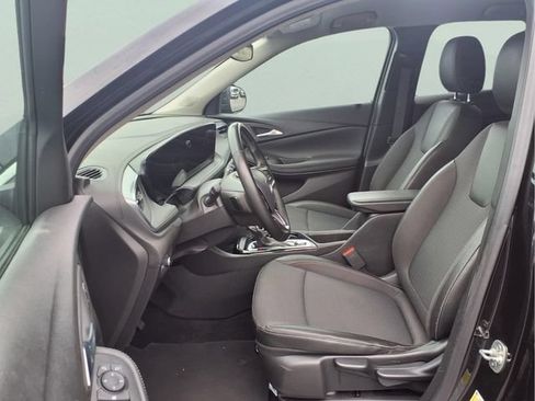 Used 2025 Buick Encore GX Preferred FWD image 15