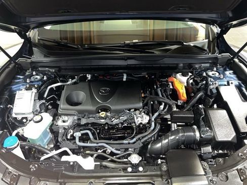 Used 2025 MAZDA CX-50 AWD 2.5 Hybrid w/ Weather Package image 17