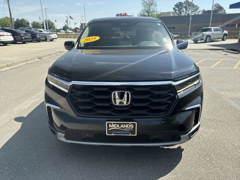 Used 2025 Honda Pilot EX-L image 2