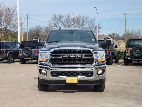 Used 2024 RAM 2500 Big Horn image 2
