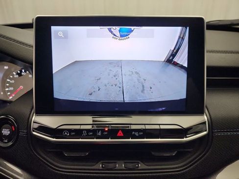 New 2026 Jeep Compass Limited image 23